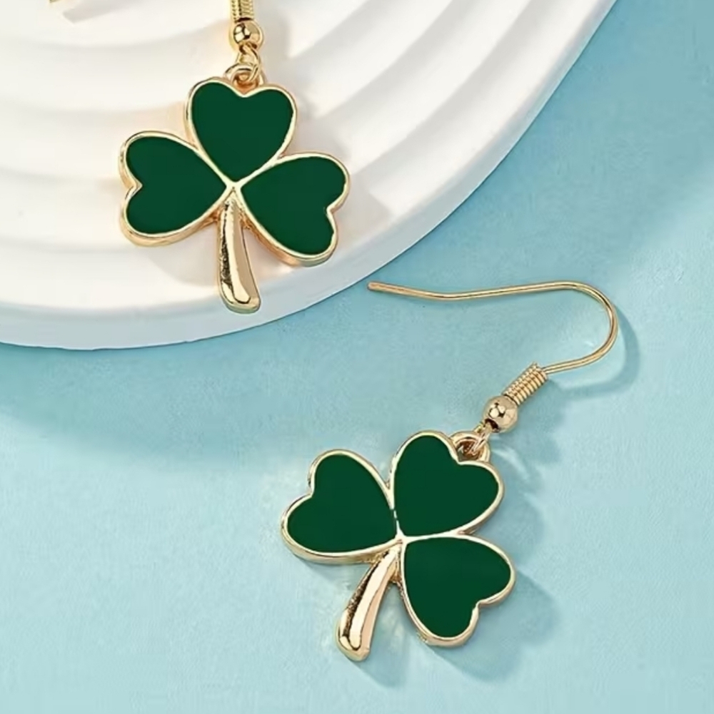 Clover Earrings